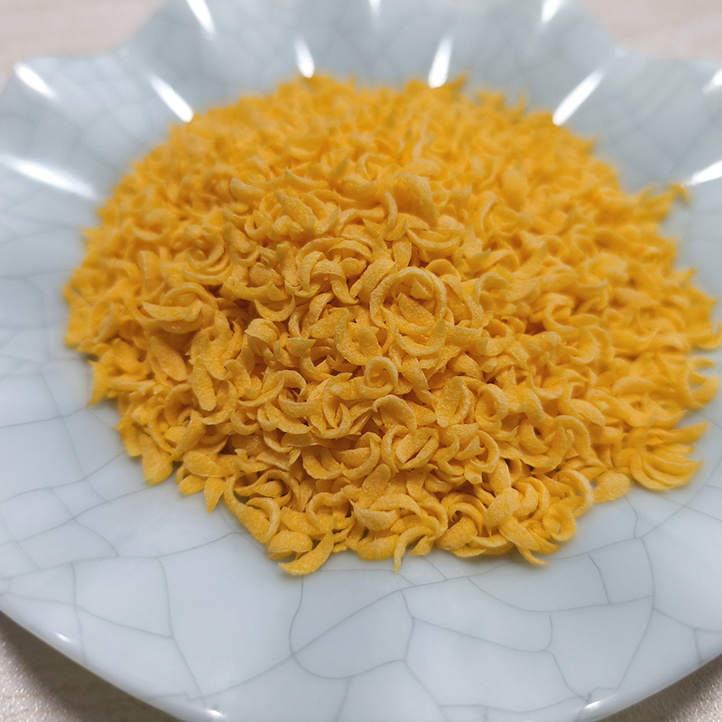 Pełnoziarnista bułka tarta Panko z 18-miesięcznym okresem przydatności do spożycia w opakowaniach 1 kg i 10 kg, wyprodukowana z mąki pszennej pełnoziarnistej