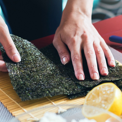Ciemnozielone Yaki Sushi Nori Suszone wodorosty z naturalnym smakiem wodorostów
