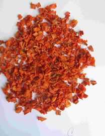Odwodnione surowe chipsy marchewkowe Zdrowe chipsy marchewkowe Opakowanie kartonowe Kolor pomarańczowy