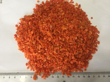 5x5mm Chrupiące Chipsy Suszone Marchew, Odwodnione Chipsy Warzywne Odżywianie